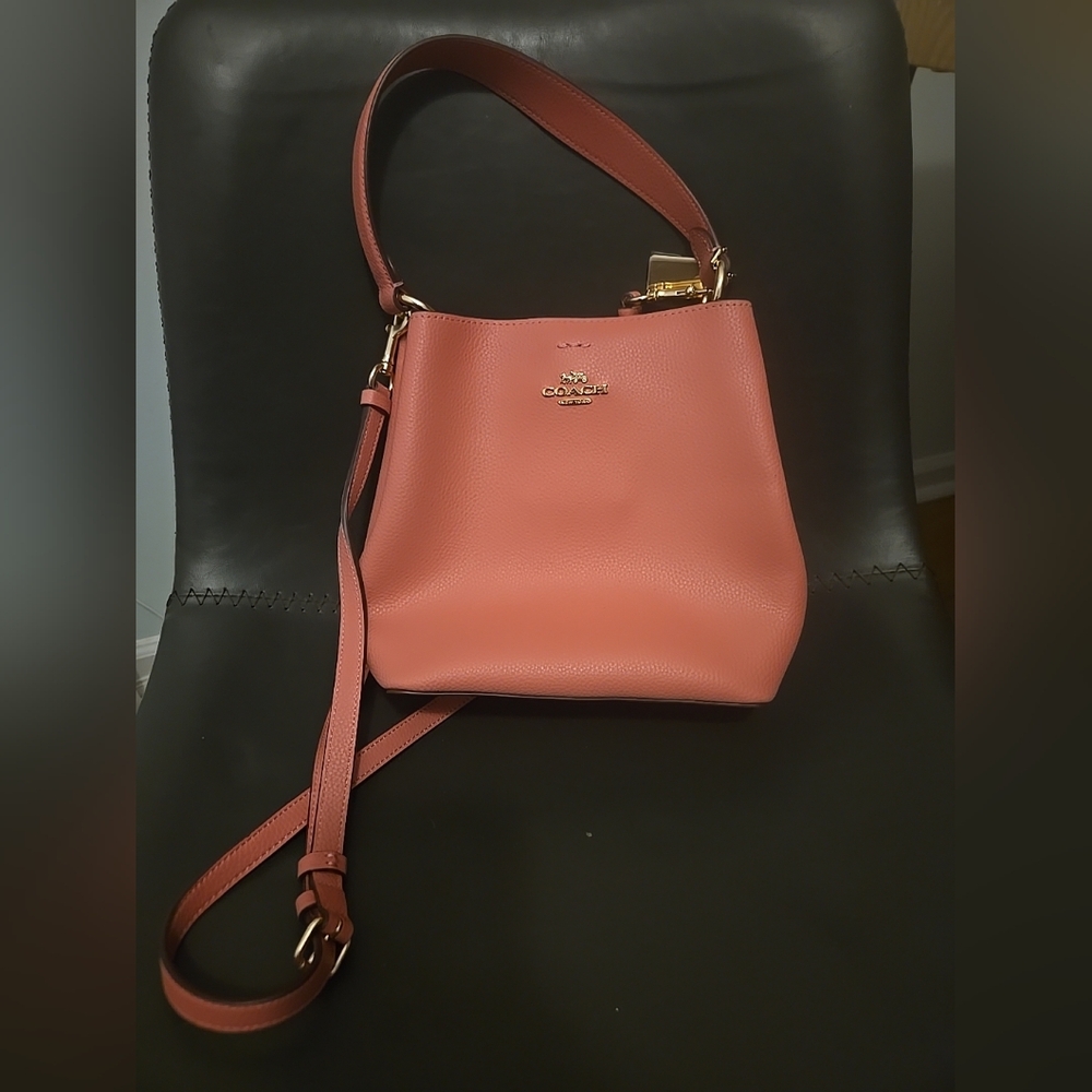 Coach Town Bucket Bag Bubblegum Pink Leather Purse Crossbody